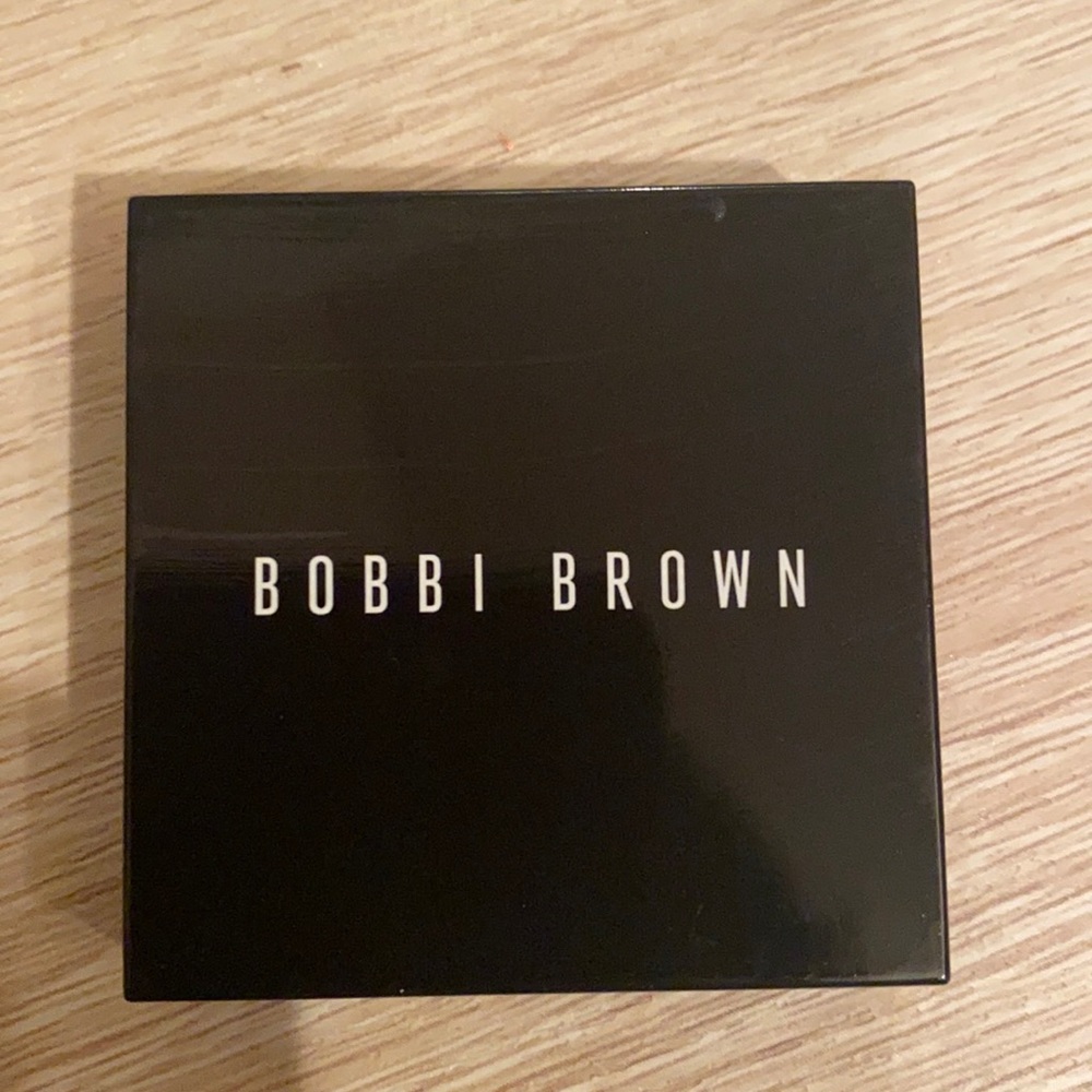 Bobbi brown pink glow highlighter